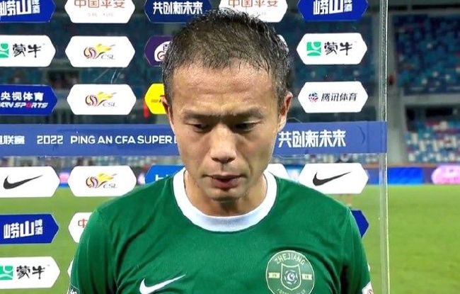 不知火舞和三个小男孩