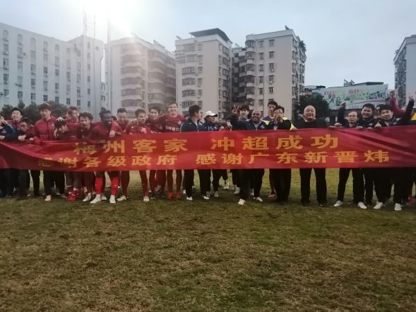 艳色舞裸体歌舞团今天歌舞团