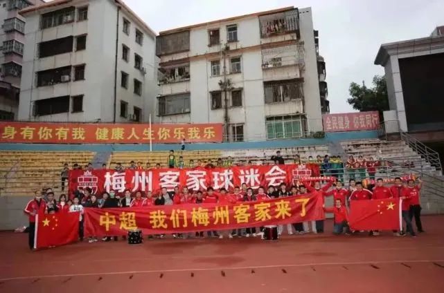 跟踪-女大学生的秘密