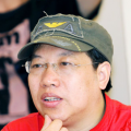 性欲强的母亲把我爱的男朋友睡了