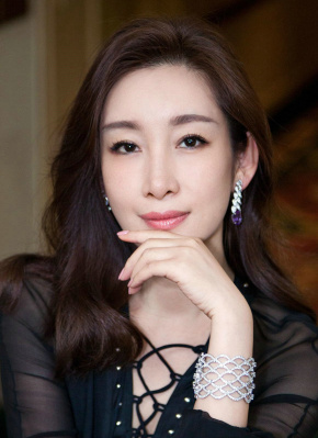 美女老师被爆操